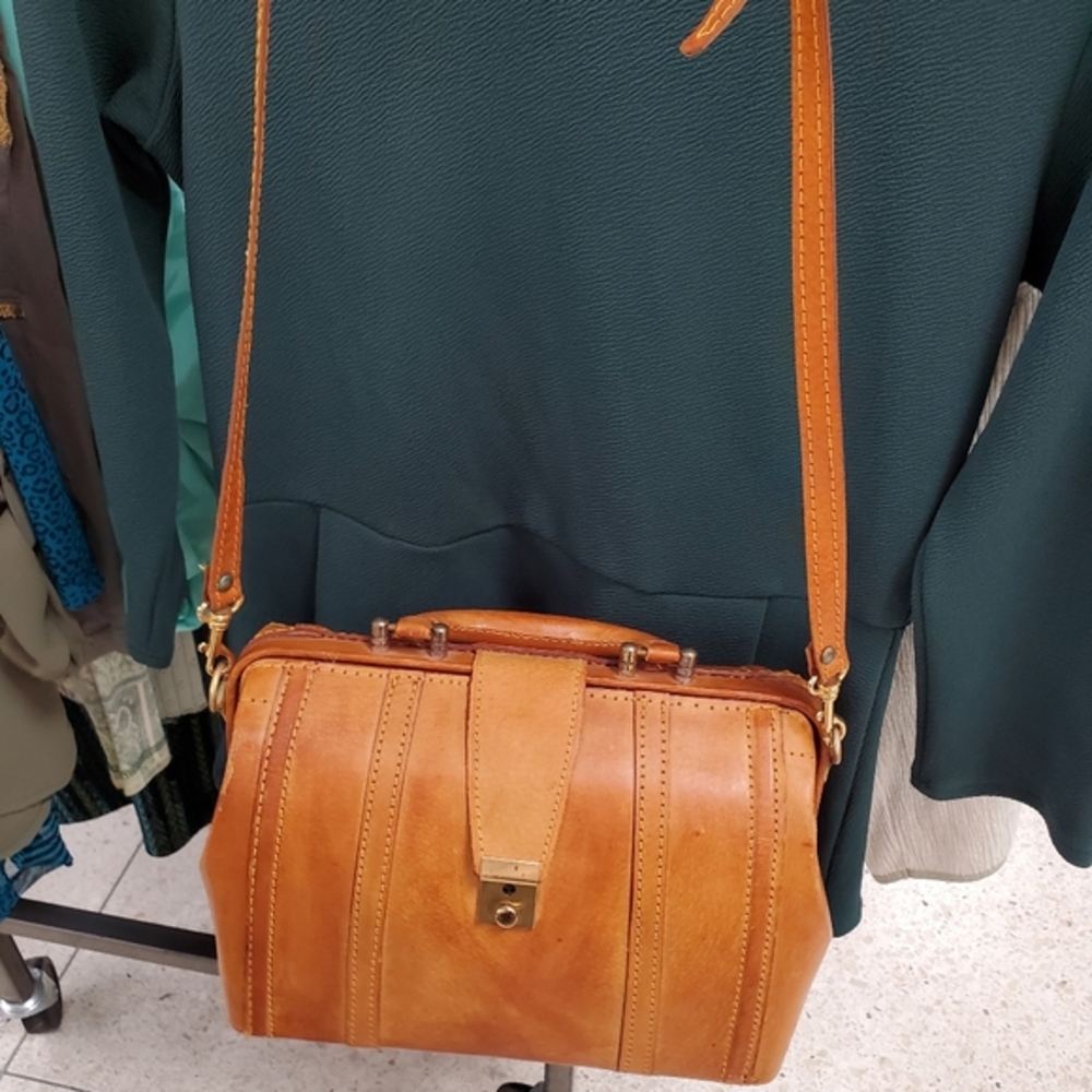 Vintage 40s handbag